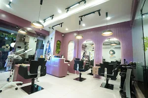 Corazon - Best Unisex Hair Salon in Nagpur image