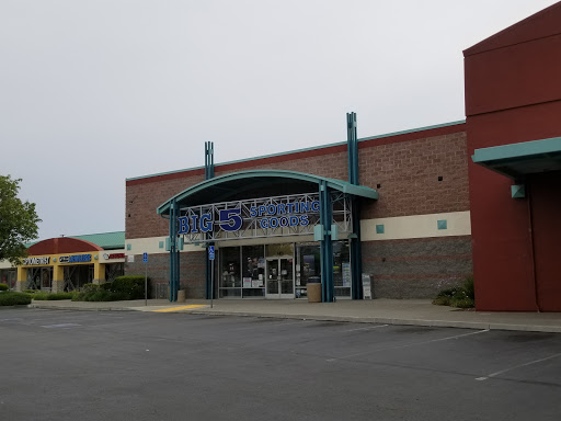 Sporting Goods Store «Big 5 Sporting Goods - Woodland», reviews and photos, 431 Pioneer Ave, Woodland, CA 95776, USA