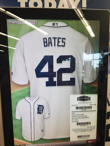 Sportswear Store «Rally House Shelby Charter Township», reviews and photos, 14257 Hall Rd, Shelby Charter Township, MI 48315, USA