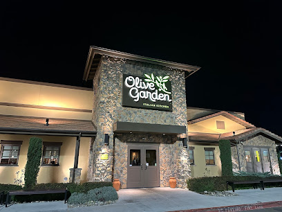 Olive Garden Italian Restaurant - 7480 Elk Grove Blvd, Elk Grove, CA 95757