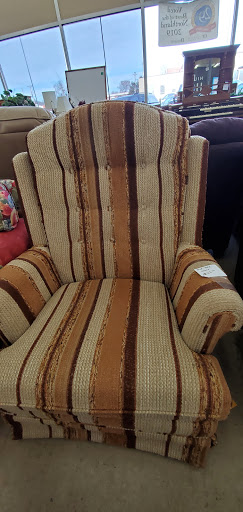 Thrift Store «Hillcrest Hope Thrift Store», reviews and photos, 7 W Mill St, Liberty, MO 64068, USA