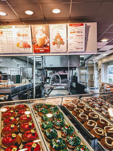 Bakery «Krispy Kreme Doughnuts», reviews and photos, 3095 Ross Clark Cir 84W, Dothan, AL 36301, USA