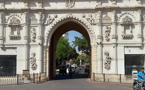Khambhalia Gate image