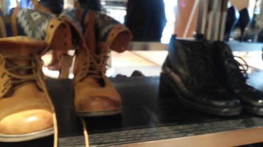 Second Hand Store «Goodwill Deja Blue Boutique», reviews and photos, 303 University Blvd, Denver, CO 80206, USA