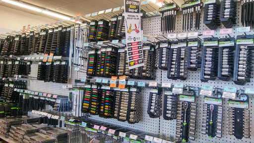 Hardware Store «Harbor Freight Tools», reviews and photos, 3333 N Yarbrough Dr #00055, El Paso, TX 79925, USA