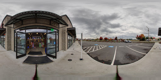 Liquor Store «Yelm Liquor and Beverage», reviews and photos, 1110 E Yelm Ave #12, Yelm, WA 98597, USA