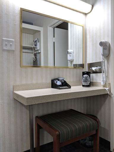 Los Gatos Lodge image