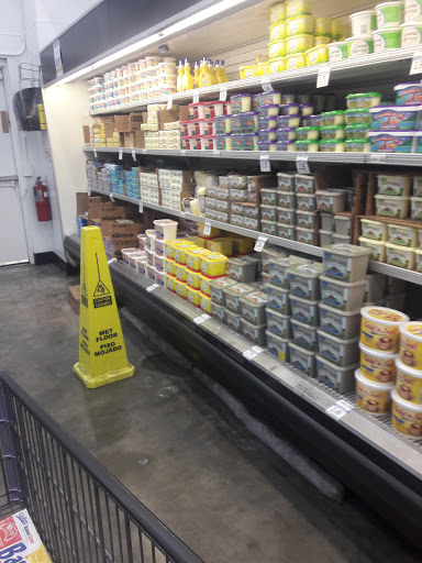 Supermarket «FoodMaxx», reviews and photos, 3000 E 9th St, Oakland, CA 94601, USA