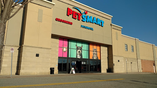 PetSmart, 300 Water Loop Ln, Collegeville, PA 19426, USA, 