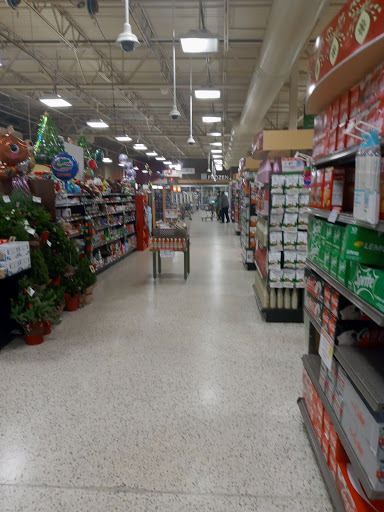 Supermarket «Publix Super Market at Town and Country Square», reviews and photos, 2300 Griffin Rd, Lakeland, FL 33810, USA