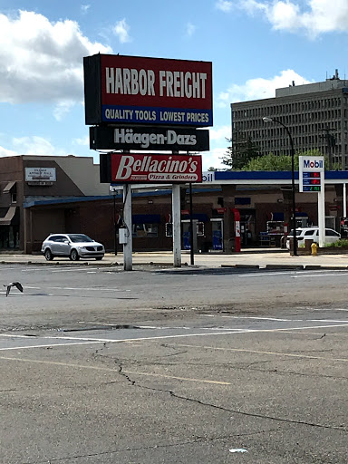 Hardware Store «Harbor Freight Tools», reviews and photos, 22541 Newman St, Dearborn, MI 48124, USA