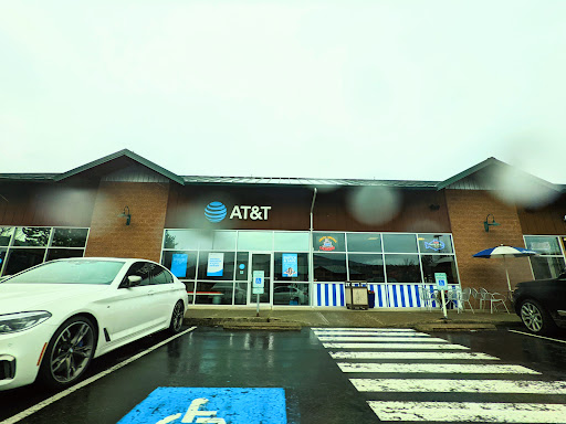 Cell Phone Store «AT&T», reviews and photos, 6150 E Lake Sammamish Pkwy SE, Issaquah, WA 98029, USA
