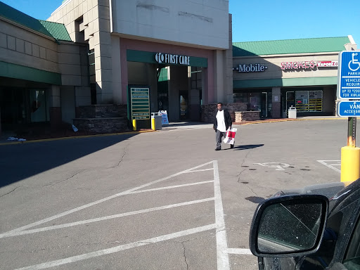 Shopping Mall «Sun Ray Shopping Center», reviews and photos, 2089 Old Hudson Rd, St Paul, MN 55119, USA