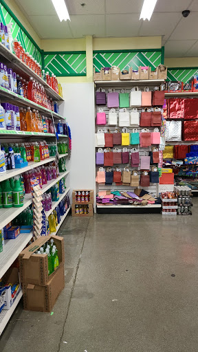 Dollar Store «Dollar Tree», reviews and photos, 7601 Evergreen Way, Everett, WA 98203, USA