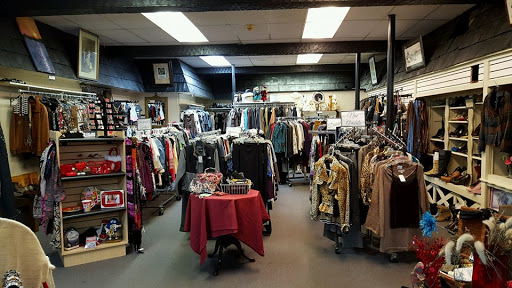 Tiffani's Vintage Closet