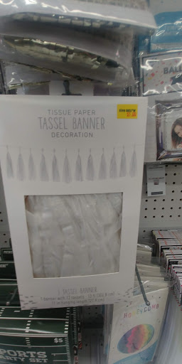 Variety Store «Five Below», reviews and photos, 1255 Raritan Rd, Clark, NJ 07066, USA