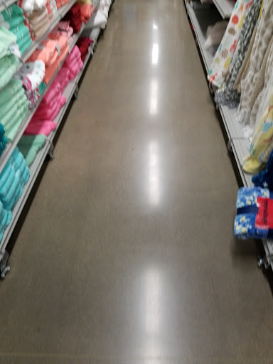 Clothing Store «Burlington Coat Factory», reviews and photos, 3475 Westdale Dr SW, Cedar Rapids, IA 52404, USA