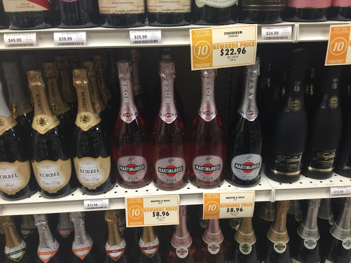 Wine Store «Top Ten Liquors», reviews and photos, 8617 E Point Douglas Rd S, Cottage Grove, MN 55016, USA