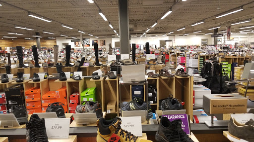 Shoe Store «DSW Designer Shoe Warehouse», reviews and photos, 1740 N Federal Hwy, Fort Lauderdale, FL 33305, USA