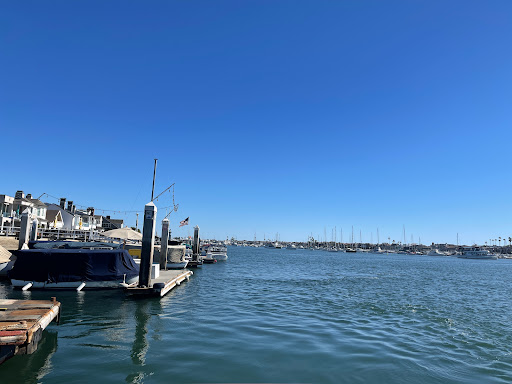 Grocery Store «Island Market», reviews and photos, 500 S Bay Front # A, Newport Beach, CA 92662, USA