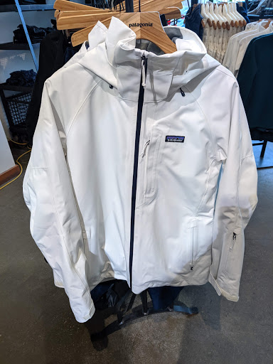 Clothing Store «Patagonia St. Paul», reviews and photos, 1648 Grand Ave, St Paul, MN 55105, USA