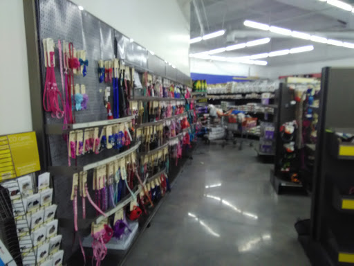 Pet Supply Store «Petco Animal Supplies», reviews and photos, 24413 Crenshaw Blvd #8, Torrance, CA 90505, USA