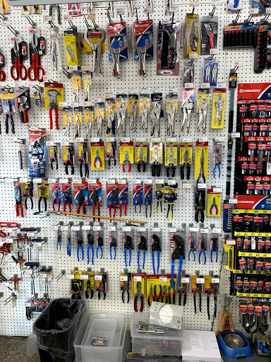 Hardware Store «Gahanna Hardware Inc», reviews and photos, 73 N High St, Gahanna, OH 43230, USA