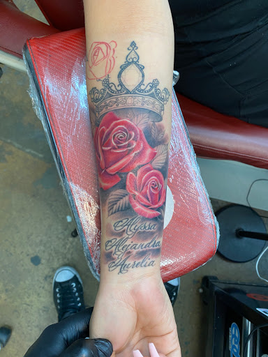 Explore small turtle tattoo ideas, creative tattoo ideas in Los Angeles, available at ADDICTIVE INK. Tattoo,Piercing & hair studio.