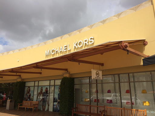 Fashion Accessories Store «Michael Kors», reviews and photos, 100 Citadel Dr #456, Commerce, CA 90040, USA