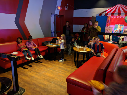 Bowling Alley «AMF College Park Lanes», reviews and photos, 9021 Baltimore Ave, College Park, MD 20740, USA