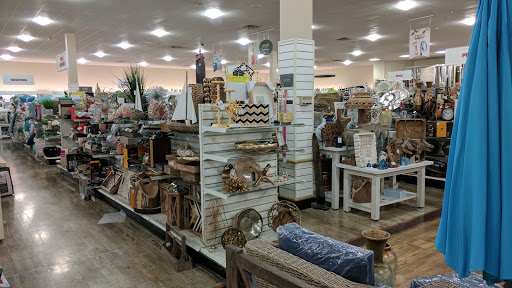 Department Store «HomeGoods», reviews and photos, 920 Springfield Rd, Union, NJ 07083, USA