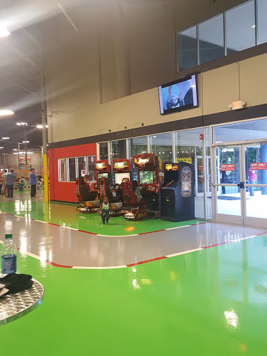 Go-Kart Track «Autobahn Indoor Speedway & Events - Jacksonville, FL», reviews and photos, 6601 Executive Park Ct N, Jacksonville, FL 32216, USA