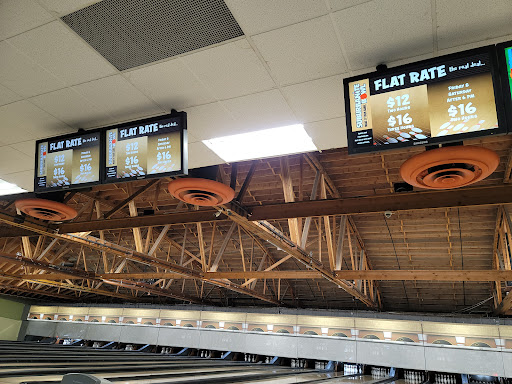 Bowling Alley «Suburbanite Bowl», reviews and photos, 201 Ogden Ave, Westmont, IL 60559, USA