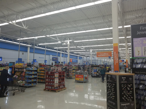 Department Store «Walmart Supercenter», reviews and photos, 2500 Lake Shore Dr E, Ashland, WI 54806, USA