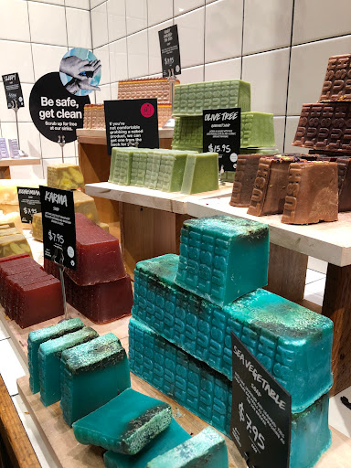 Cosmetics Store «Lush Cosmetics», reviews and photos, 1151 Galleria Blvd, Roseville, CA 95678, USA