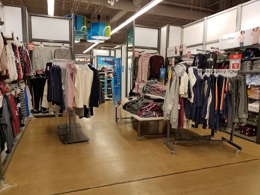 Clothing Store «Old Navy», reviews and photos, 220 IL-59, Naperville, IL 60540, USA