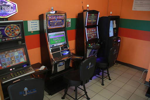 Restaurant «Three Amigas», reviews and photos, 450 W Liberty St, Wauconda, IL 60084, USA