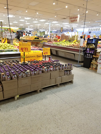 Grocery Store «Horrocks Market», reviews and photos, 4455 Breton Rd SE, Kentwood, MI 49508, USA