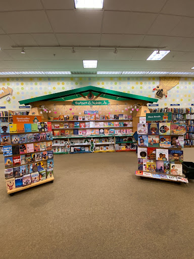 Book Store «Barnes & Noble», reviews and photos, 911 Haddonfield Rd, Cherry Hill, NJ 08002, USA