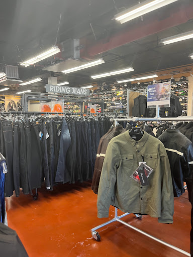 Motorcycle Parts Store «Cycle Gear», reviews and photos, 9070 Research Blvd #202, Austin, TX 78757, USA