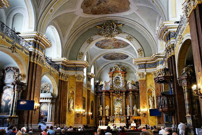 Értékelések erről a helyről: Budapesti Belvárosi Ferences templom, Budapest - Templom