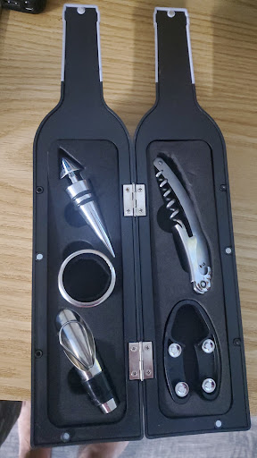 Thrift Store «Goodwill», reviews and photos, 1795 Sunshadow Dr, Casselberry, FL 32806, USA