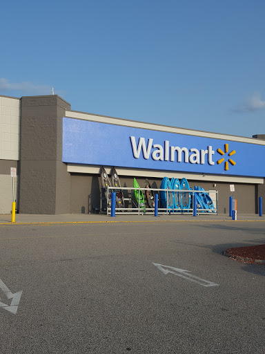 Department Store «Walmart Supercenter», reviews and photos, 59 Waltons Way, Somersworth, NH 03878, USA