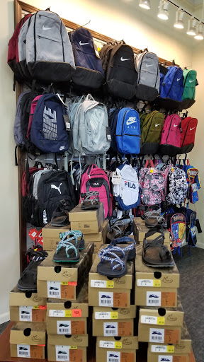 Shoe Store «Shoe Dept.», reviews and photos, 7201 SE 29th St #201, Midwest City, OK 73110, USA