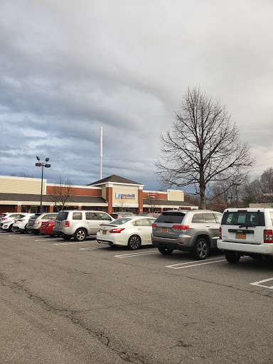 Thrift Store «Goodwill Industries Store & Donation Center», reviews and photos, 80 US-6, Baldwin Place, NY 10505, USA