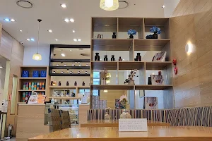 Sarah Beth's Hyundai Department Store Pangyo image