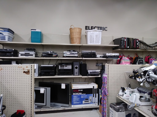 Thrift Store «South Hill Goodwill», reviews and photos, 12915 Meridian E, Puyallup, WA 98373, USA