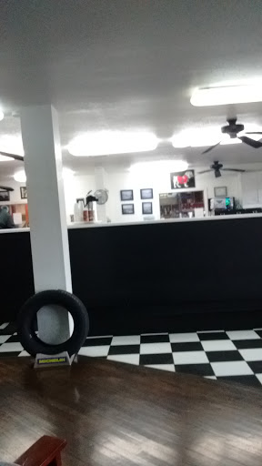 Tire Shop «Pritchett Tire - Banks Crossing», reviews and photos, 30393 US-441, Commerce, GA 30529, USA