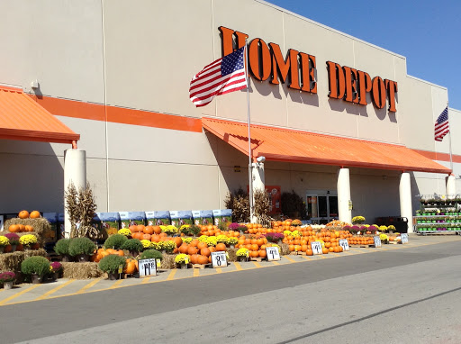 The Home Depot, 2630 Wilma Rudolph Blvd, Clarksville, TN 37040, USA, 