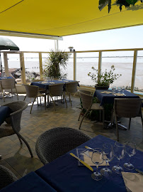 Atmosphère du Restaurant de fruits de mer Restaurant La Pergola à L'Aiguillon-la-Presqu'île - n°17
